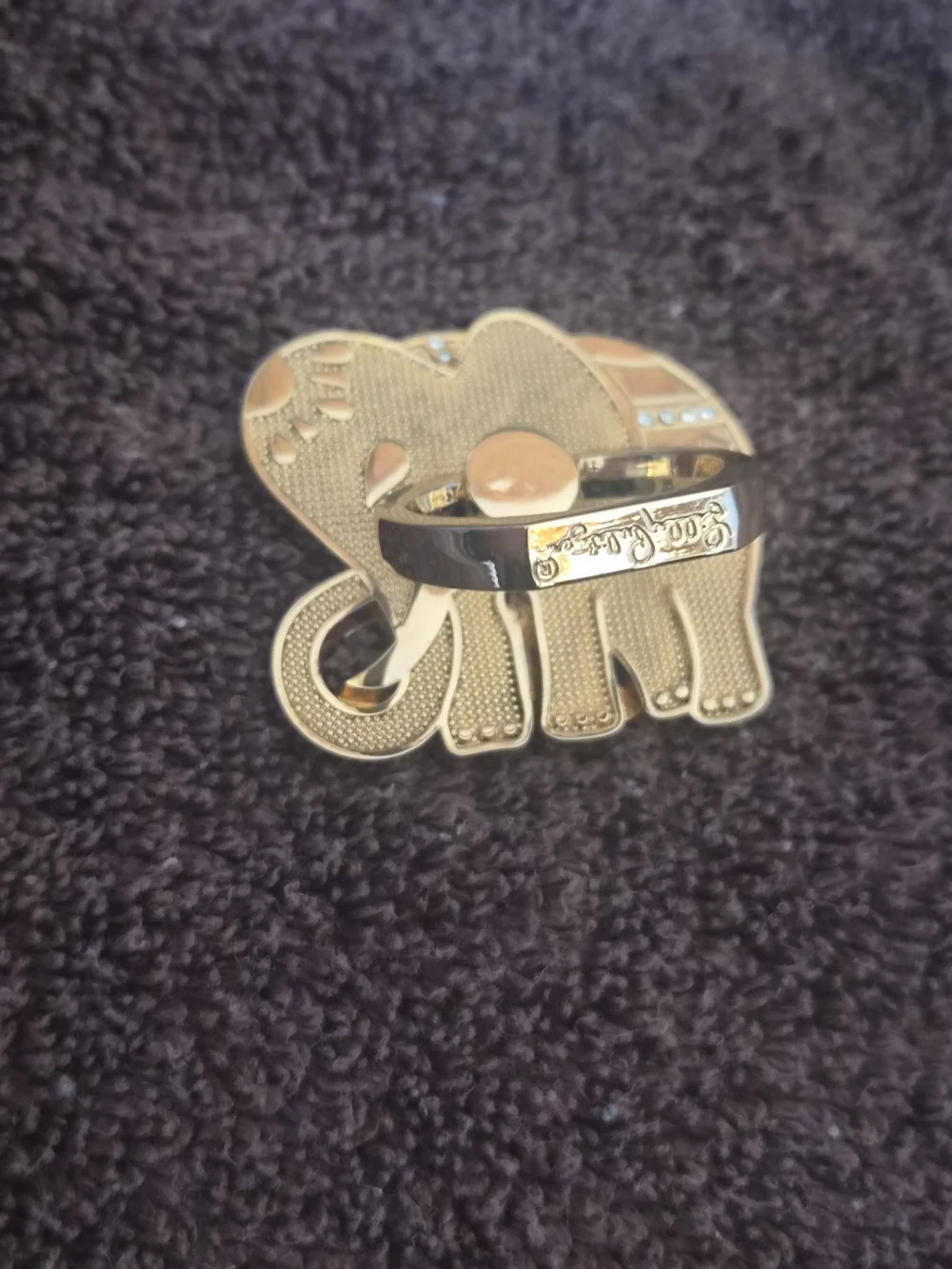 Lilly Pulitzer elephant phone ring holder 💕